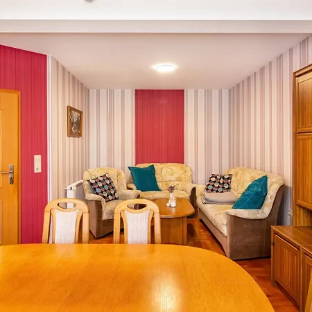 Apartment Zum Weißen Roß *