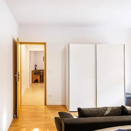 Zum Weissen Ross Apartment *